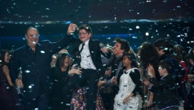Ascolti Tv Mercoledì 28 luglio 2010: Io canto e poi vince con 3 mln (18,80%), Il Caso Thomas Crawford stessi v.a., 16,60%. Molto bene Amore Criminale (10,14%) e Life (8,49%)