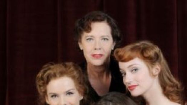Le ragazze dello Swing: tra cinema e fiction sorridono (appena) le ragazze del trio Lescano
