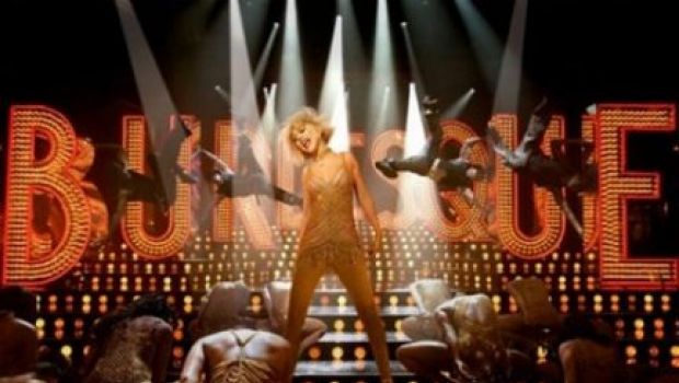 Burlesque con Christina Aguilera, Cher, Kristin Bell e Cam Gigandet: ecco il primo trailer
