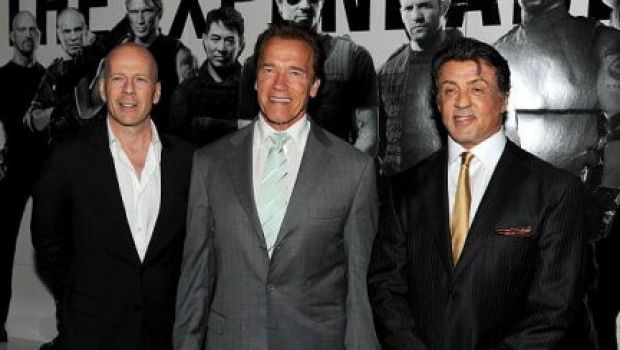 I Mercenari: ecco Bruce Willis, Sylvester Stallone e Arnold Schwarzenegger sul red carpet