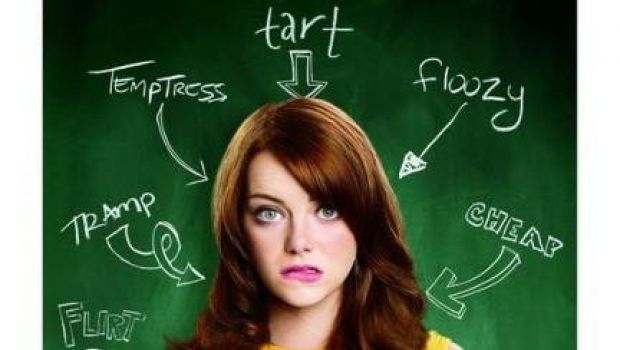 Easy A – locandina e nuovo trailer internazionale per la commedia con Emma Stone ed Amanda Bynes