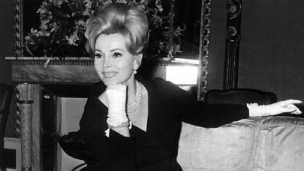 Zsa Zsa Gabor è gravissima, ha chiesto l’estrema unzione