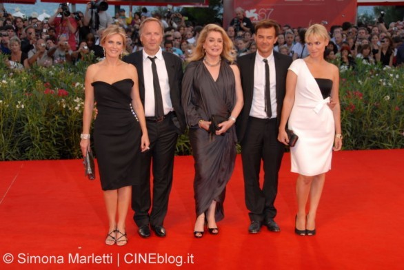 Venezia 2010 – Cartoline dal Festival:  i red carpet di Potiche e La Passione