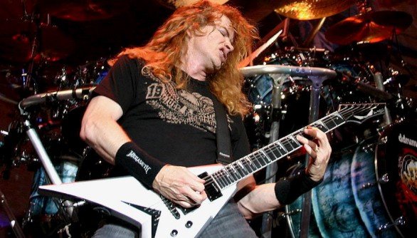 Dave Mustaine suona una sua canzone su Guitar Hero