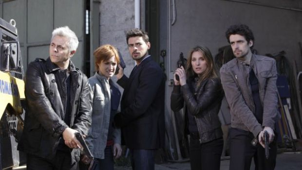 Canale 5, Distretto di Polizia 10 e I Cesaroni 4 giocano d’anticipo. Il X Tuscolano in onda il 5 e 6 settembre, la Garbatella il 9 e 10