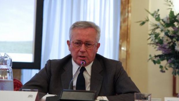 Giulio Tremonti: “Il Tg di Minzolini in inglese” (ma forse scherza)