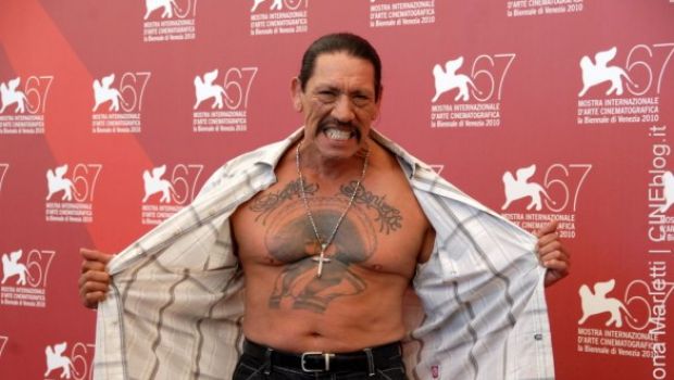 Venezia 2010 – Cartoline dal Festival: Machete, la bellissima Jessica Alba e l’irresistibile simpatia di Danny Trejo