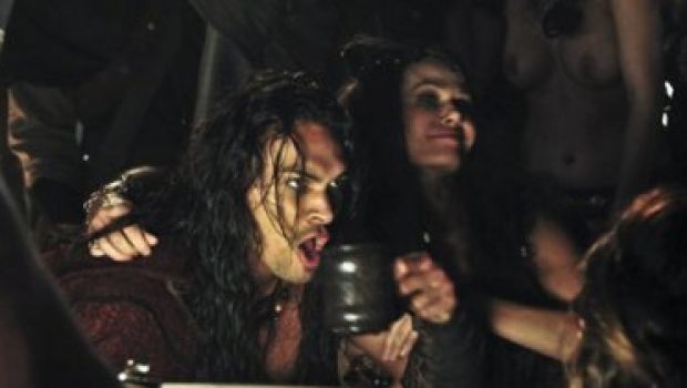 Un party, donne e una sbronza nel nuovo Conan?