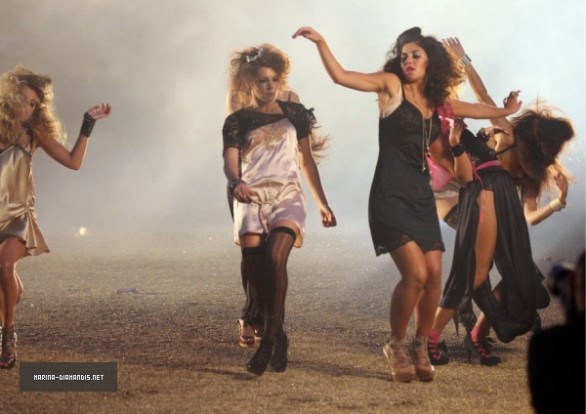 Marina and the Diamonds: il set del video “Shampain”