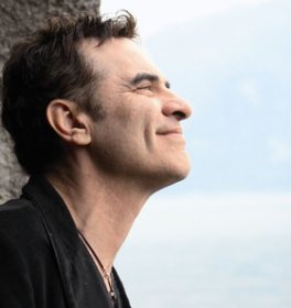 Francesco Baccini: il nuovo singolo “Maschi contro Femmine” in radio dal 22 ottobre