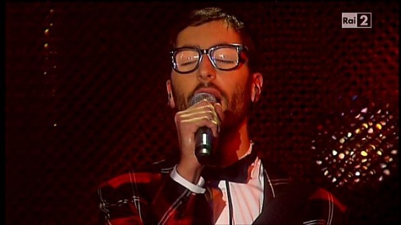 Stefano Filipponi a X Factor 4 del 26 ottobre 2010 canta La prima cosa bella
