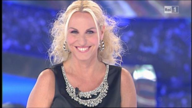 Ascolti Tv Mercoledì 6 ottobre 2010: Ti lascio una canzone con il 22,70% supera Le due facce dell’amore. Boom di Chi l’ha visto? al 15,29% e record de Le Iene al 13,79%