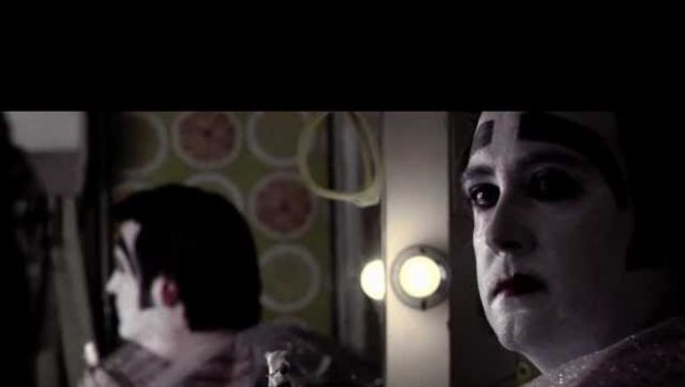 Ballata dell’Odio e dell’Amore di Álex de la Iglesia: ecco il trailer italiano