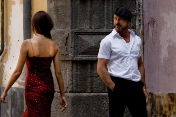 Almamegretta, Mina e Pino Daniele nella colonna sonora di “Passione”: il nuovo film di John Turturro