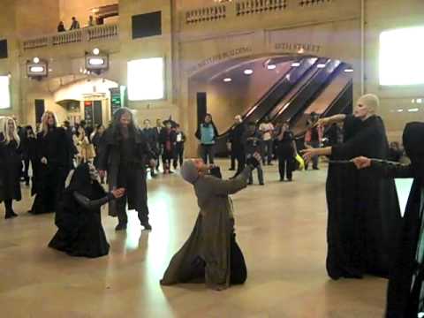 VOLDEMORT & DEATH EATERS TAKE OVER GRAND CENTRAL