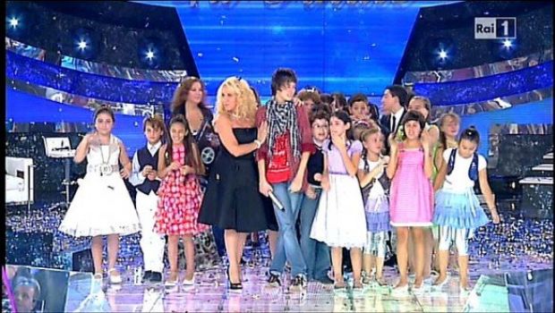 Ascolti Tv Mercoledì 10 novembre 2010: Ti lascio una canzone chiude con 5,5 mln (21,64%), Chi l’ha visto su Sarah Scazzi al 12,60%, Una settimana da Dio al 13%