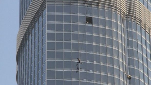 Mission Impossible – Ghost Protocol: Tom Cruise spericolato sul set di Dubai