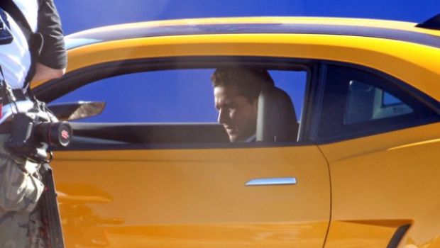 Shia LaBeouf e Rosie Huntington-Whiteley sul set di Transformers: Dark of the Moon