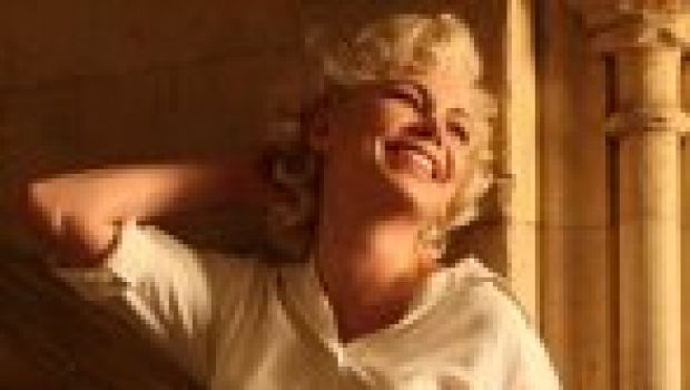 Michelle Williams è ancora una volta Marilyn Monroe in ‘My Week With Marilyn’: ecco una nuova foto