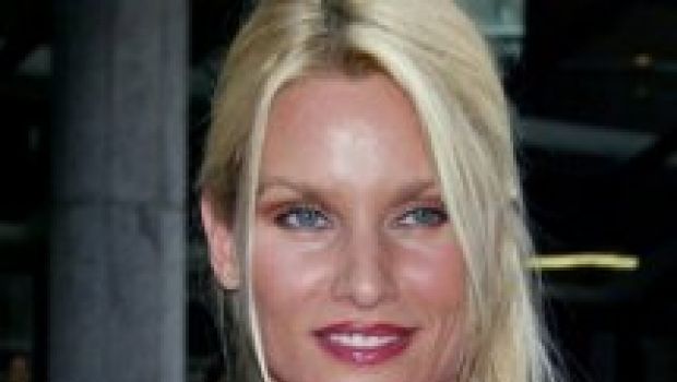 Nicollette Sheridan ritira le accuse di violenza contro Marc Cherry e la Abc