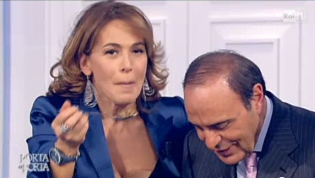 Barbara d’Urso in tour editoriale, da Porta a Porta con Vespa e Brunetta a Forum