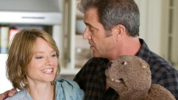 The Beaver – ecco la prima foto ufficiale di Mel Gibson e Jodie Foster