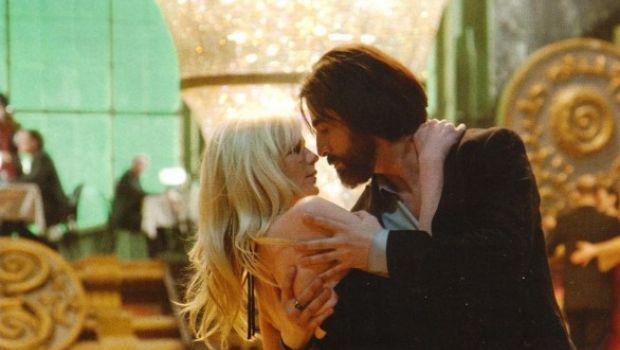 Jim Sturgess e Kirsten Dunst protagonisti di Upside Down – ecco le prime immagini e la sinossi ufficiale