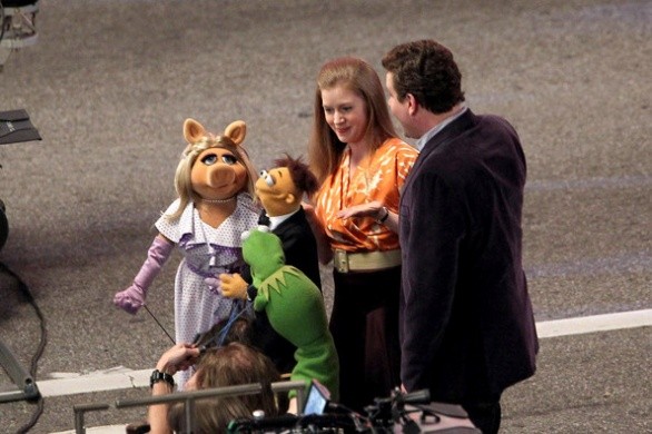 Nuove foto dal set di The Muppets – Jason Segel ed Amy Adams provetti ballerini