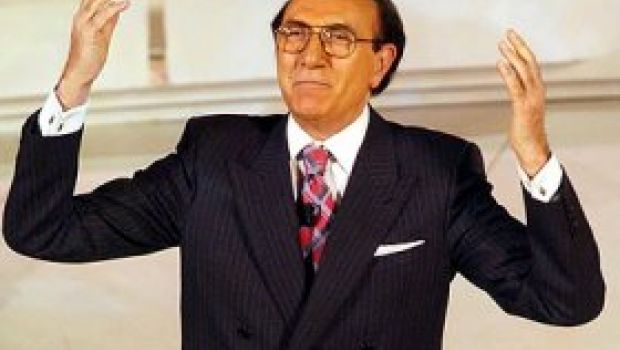 Pippo Baudo in ospedale. Slitta il programma con Bruno Vespa