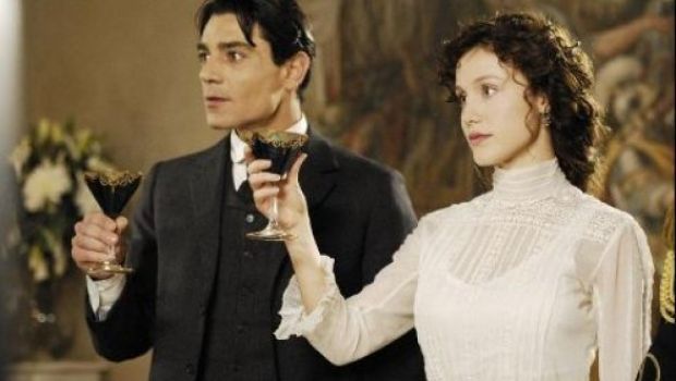Ascolti Tv Giovedì 13 gennaio 2011: Rossella stabile a 5 mln (19%), Annozero al 16%, Al di là del lago al 13%