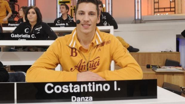 Amici 10, Costantino Imperatore a TvBlog: “Uscito perchè temuto da tutti, Bianchi e Blu. Ora vorrei vivere danzando”.
