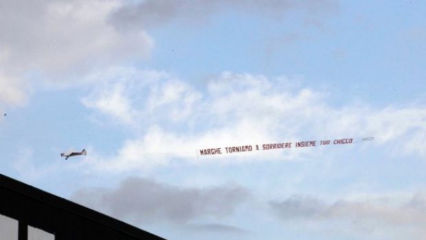 Grande Fratello 11, Nando manda un messaggio aereo a Margherita