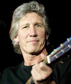 Roger Waters commemora The Wall in tour (in attesa di un dvd live)