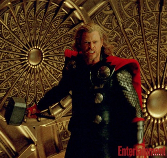 Thor: nuova foto promozionale e poster francese
