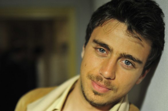 Marco Cassini (Tiburzio): “Prima di Fuoriclasse portavo il caffè alle Casalinghe disperate”