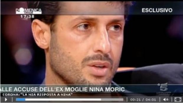 Fabrizio Corona a Domenica Cinque: “Non esistono foto hard di Berlusconi. Le stanno comprando contraffatte dalla malavita napoletana”