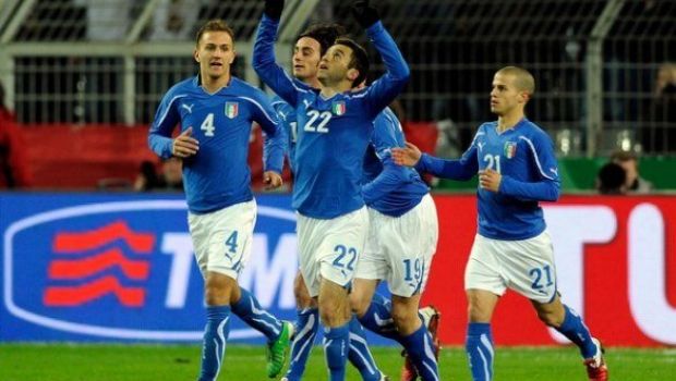 Ascolti Tv Mercoledì 9 febbraio 2011: oltre 8,5 mln per gli Azzurri, 5 per Superpaperissima e 4,4 per Chi l’ha visto. Buon esordio per Mai Dire Amici a 2,5 mln