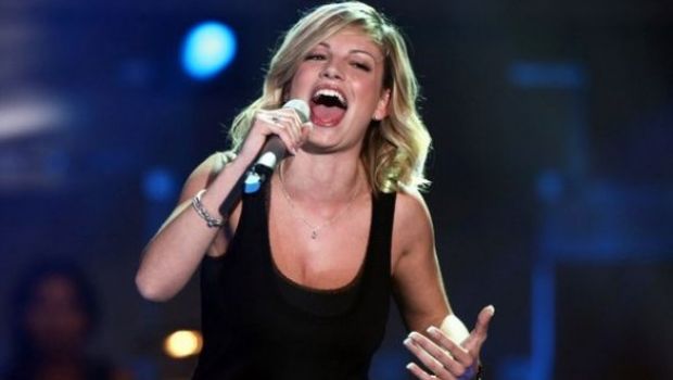 Emma Marrone a L’Unità: “Ragazze domani venite in piazza con me. E’ in gioco il nostro futuro”