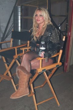 Britney Spears ritorna in sè con “He About To Lose Me”