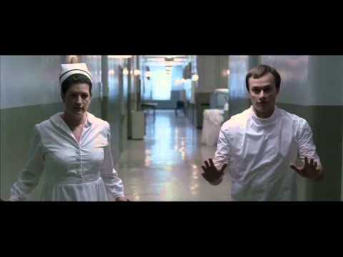 The Ward – Il Reparto: clip “Apri quella porta”