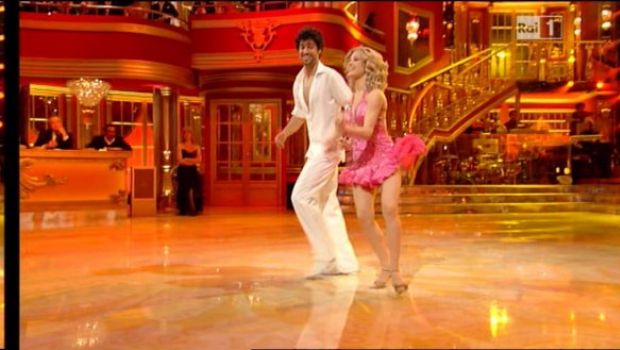 Ascolti Tv Sabato 5 marzo 2011: Ballando con le stelle vince con 5,5 mln, La Corrida a 4. L’era glaciale supera Criminal Minds, Amici i 5 finalisti a 3,3
