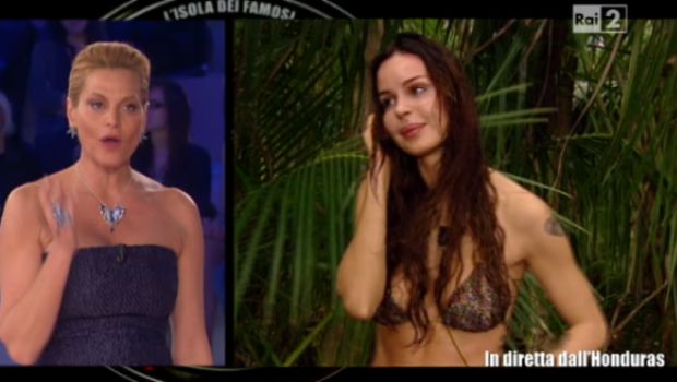 L’Isola dei Famosi 8 – Nina Moric a tempo determinato?