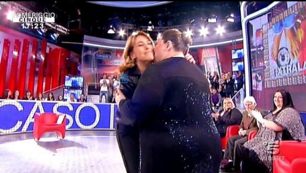 Carmen Masola si ricicla come “cicciona” da Barbara D’Urso
