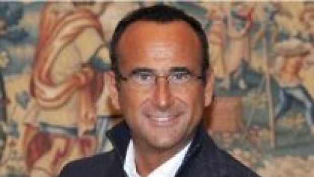 Carlo Conti a TvBlog: “A maggio lancio The Voice: tre puntate su RaiUno. Magari farà riposare I migliori anni”