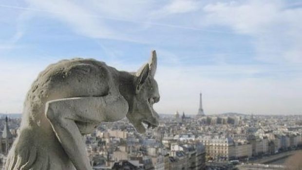 Josh Brolin e Tim Burton potrebbero riportare al cinema il Gobbo di Notre Dame