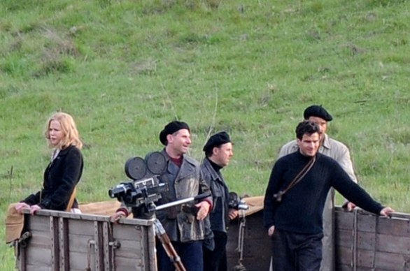 Nicole Kidman e Clive Owen sul set del film per la televisione Hemingway and Gelhorn