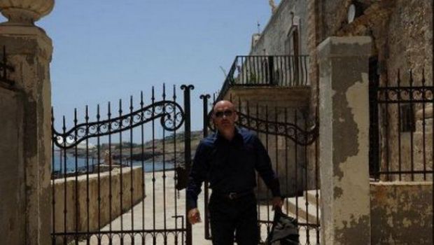 Ascolti Tv Lunedì 4 aprile 2011: Il Commissario Montalbano chiude con 9,3 mln (32%), Grande Fratello 11 al 26% con 6 mln. Mai Dire GF vola al 31%
