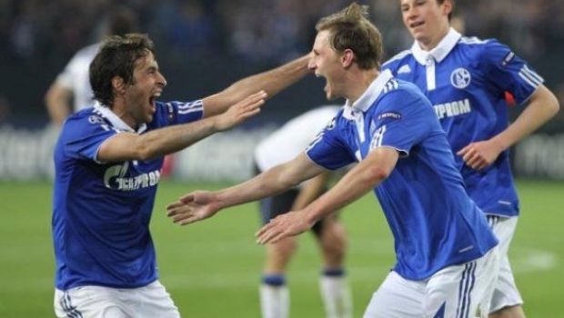 Ascolti Tv Mercoledì 13 aprile 2011: l’Inter vince con 5,5 mln (19%), Non smettere di sognare tiene con 4,3 mln (16%). Chi l’ha visto e Le Iene Show al 13%. Pomeriggio Cinque (24%, 25%) supera La Vita in Diretta (22%)