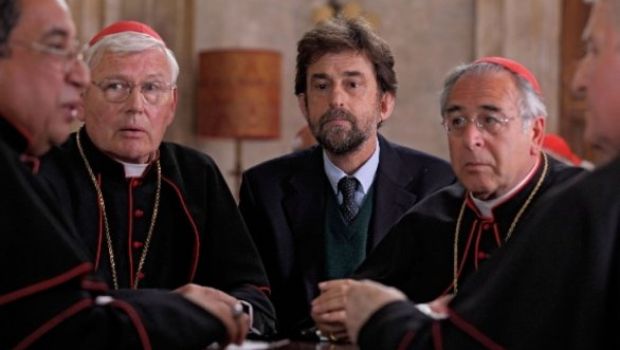 Avvenire: “Bocciamo Habemus Papam”