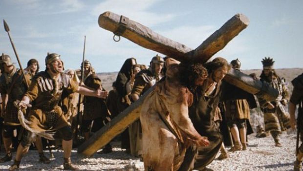 Stasera in TV: La Passione di Cristo – curiosità e retroscena del controverso film di Mel Gibson
